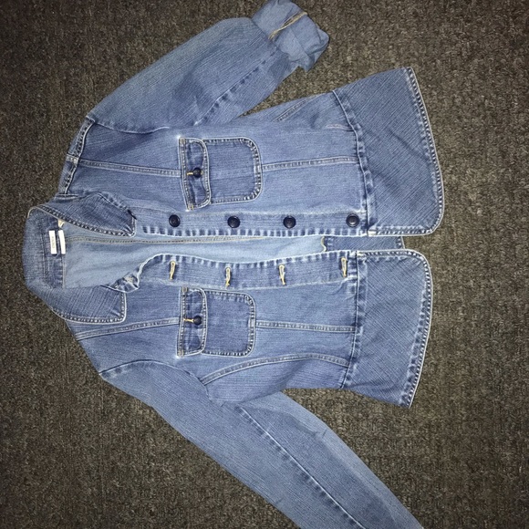 Women’s jean jacket - Picture 2 of 4